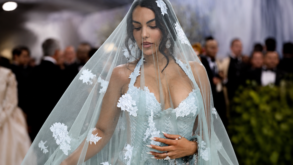 Cristiano Ronaldo Resmi Menikahi Georgina Rodriguez Setelah 10 Tahun Bersama